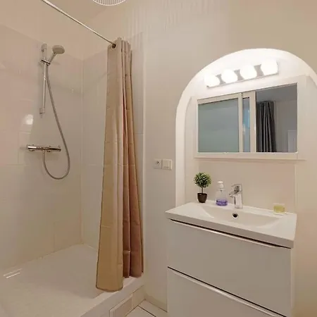 Appartamento Cosy Updated Studio For 2 In The Center Of *