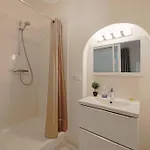 Cosy Updated Studio For 2 In The Center Of Paris